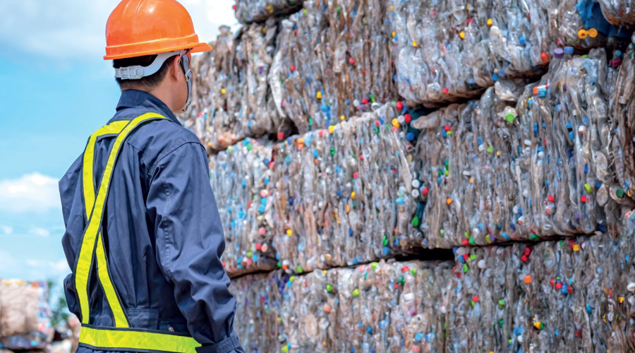 Cần chính sách hỗ trợ giảm phát thải ngành nhựa